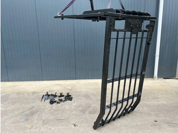 Kabina ir interjeras CATERPILLAR