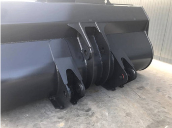 Nauja Kaušas - Statybinė technika Volvo L180G: foto 3