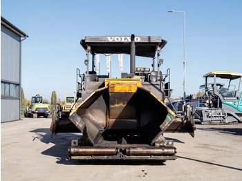 Asfalto klotuvas VOLVO ABG 6820: foto 3
