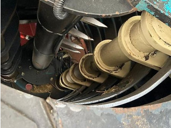 Stačiakampių ryšulių presas Case IH 540: foto 3