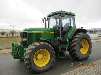 Traktorius JOHN DEERE 7710