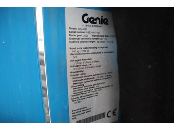 Žirklinis keltuvas Genie GS4390 Diesel, 4x4 Drive, 15.11m Working Height 68: foto 4