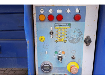 Žirklinis keltuvas Haulotte H12SXL Diesel, 4x4 Drive, 12m Working Height, 700k: foto 4