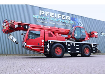 Visureigis kranas TEREX