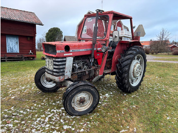 Traktorius MASSEY FERGUSON 100 series