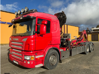 Sunkvežimis su kranu SCANIA P 380