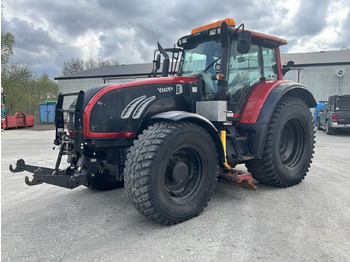 Traktorius VALTRA T162