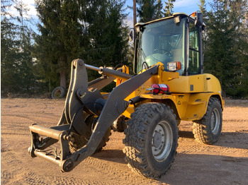 Ratinis krautuvas VOLVO L30B