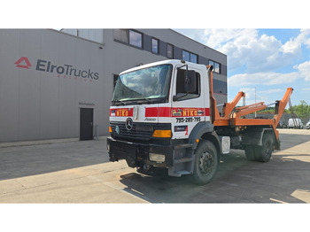 Konteineris-vežimus/ Sukeisti kūną sunkvežimis MERCEDES-BENZ Atego 1823