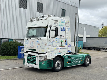 Vilkikas RENAULT T High 520