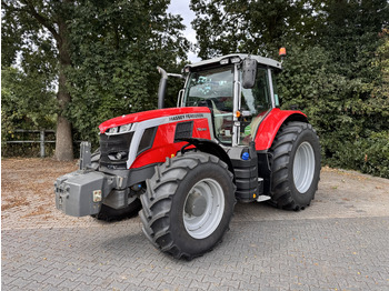 Traktorius MASSEY FERGUSON 100 series