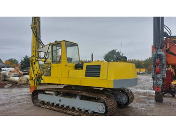 Polių kalimo mašina BAUER