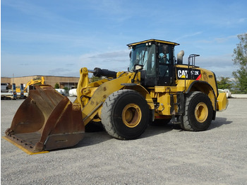 Ratinis krautuvas CATERPILLAR 972K