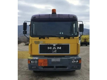 Autocisterna MAN 19.403