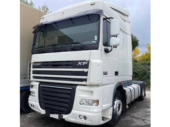 Vilkikas DAF XF 105