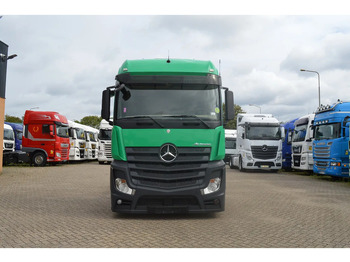 Vilkikas MERCEDES-BENZ Actros 1942
