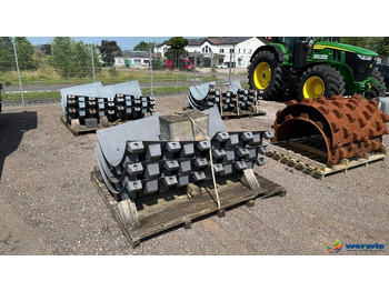 Hamm HAMM + VOLVO Stampffußschalen lizingą Hamm HAMM + VOLVO Stampffußschalen: foto 3 Hamm HAMM + VOLVO Stampffußschalen lizingą Hamm HAMM + VOLVO Stampffußschalen: foto 3