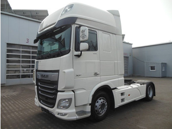 Vilkikas DAF XF 106 530