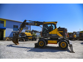 Ratinis ekskavatorius VOLVO EWR150E: foto 3