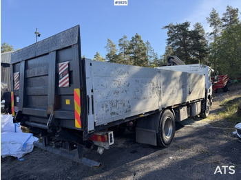 Platforminis/ Bortinis sunkvežimis, Sunkvežimis su kranu Crane truck Scania P94 230 with tail lift: foto 4 Platforminis/ Bortinis sunkvežimis, Sunkvežimis su kranu Crane truck Scania P94 230 with tail lift: foto 4