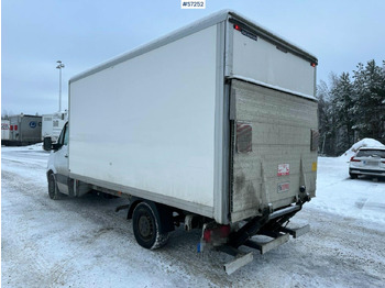Furgonas su krovinių dėže Sprinter box truck Mercedes Benz with Tailgate lift: foto 4 Furgonas su krovinių dėže Sprinter box truck Mercedes Benz with Tailgate lift: foto 4