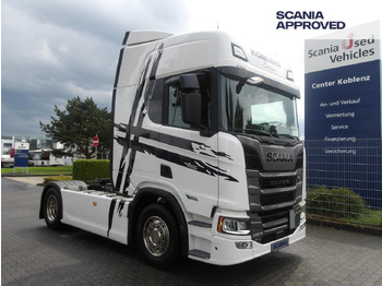 Vilkikas SCANIA R 460