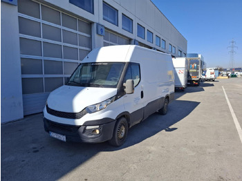 Keleivinis furgonas IVECO Daily