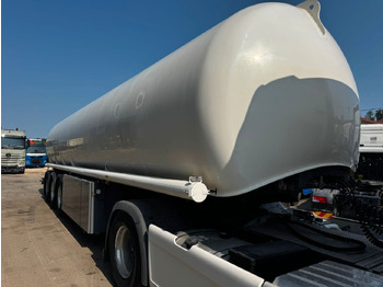 Puspriekabė cisterna Schrader Treibstoff Diesel/Benzin, 4 Kammern, Sening: foto 2