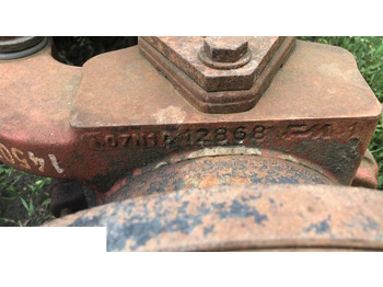 Stebulė - Žemės ūkio technika Carraro 12868 [Prawa] - Piasta: foto 2