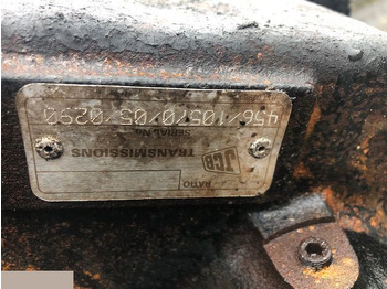 Pavarų dėžė ir dalys JCB