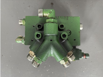 Hidraulinis vožtuvas - Žemės ūkio technika John Deere 6010 6110 6210 6310 6410 Blok Zaworowy TLS AL116954: foto 2