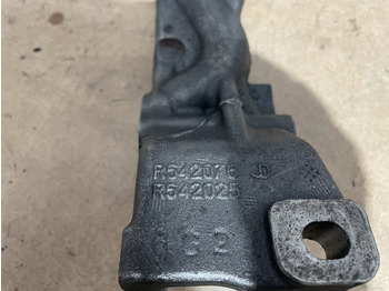 Alyvos siurblys - Žemės ūkio technika John Deere 6068 - wspornik uchwyt pompy oleju R542076 R542025: foto 4