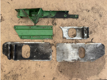 Kėbulas ir išorė JOHN DEERE