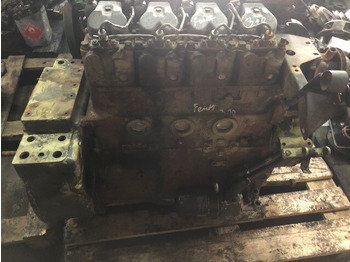 Variklis ir dalys - Žemės ūkio technika Silnik MWM 226-4 Fendt Renault pompa paliwa słupek czesci głowica: foto 4