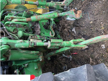 Atsarginės dalys JOHN DEERE