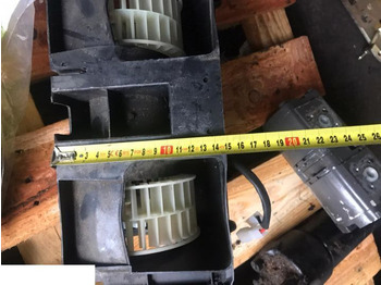 Salono ventiliatorius - Žemės ūkio technika Wentylator Nawiew Claas: foto 3 Salono ventiliatorius - Žemės ūkio technika Wentylator Nawiew Claas: foto 3