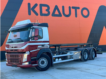 Konteineris-vežimus/ Sukeisti kūną sunkvežimis VOLVO FM 330