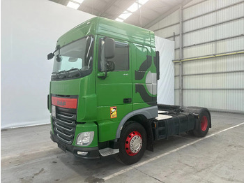Vilkikas DAF XF 106 440