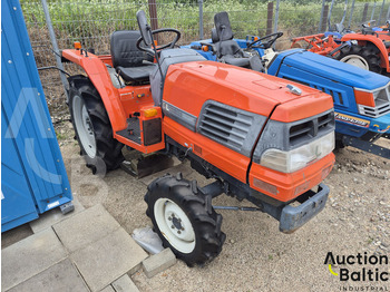 Traktorius KUBOTA