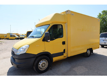 Furgonas su krovinių dėže IVECO Daily