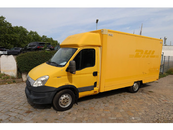 Furgonas su krovinių dėže IVECO Daily