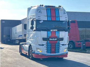 Vilkikas DAF XF 530