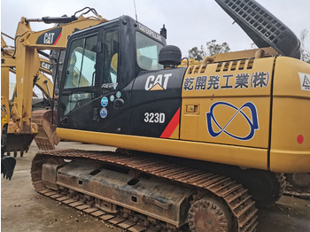 Vikšrinis ekskavatorius CATERPILLAR 323D: foto 2
