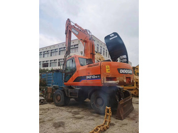 Ratinis ekskavatorius DOOSAN DH210W-7
