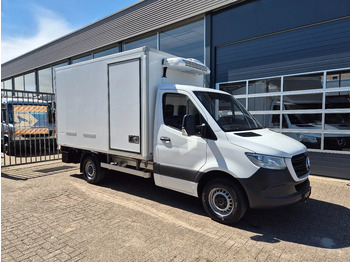 Furgonas šaldytuvas MERCEDES-BENZ Sprinter 315
