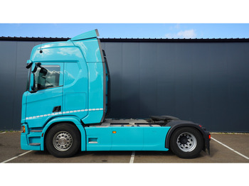 Vilkikas SCANIA R 450