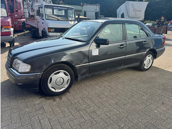Sedanas MERCEDES-BENZ