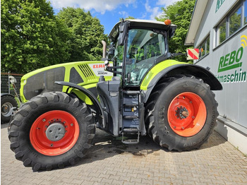 Traktorius CLAAS Axion 960