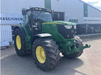 Traktorius JOHN DEERE 6210R