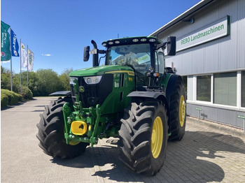 Traktorius JOHN DEERE 6R 215